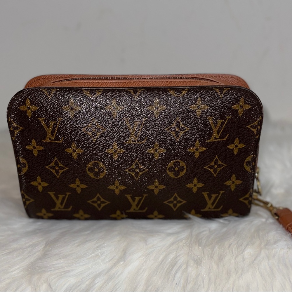 SOLD ❌❌Authentic Vintage Orsay Clutch